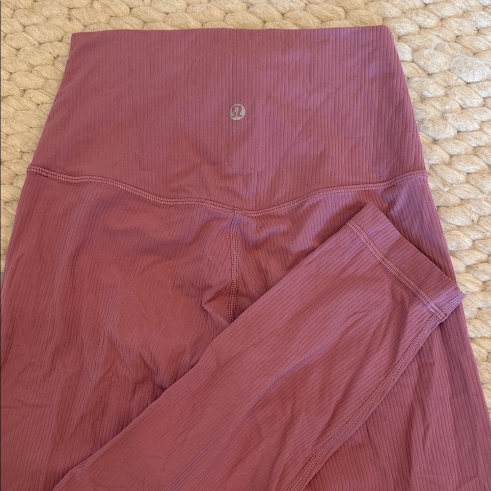 Lululemon Dusty Rose Leggings brand new